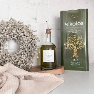 OLIVÁČ. U nás je používán v kuchyni snad každý den, proto ho kupujeme ve velkém. Zapomeňte na oliváč z Lidlu (a to jsem...